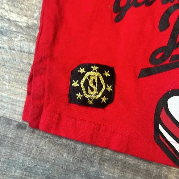 Switch “get the juice” bugs bunny kids size 8 Tee Limited addition - Picture 2 of 4